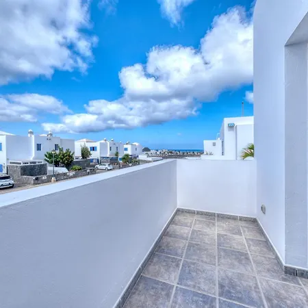 Sunset - Private Pool And Bbq By Lanzarote Vakantiehuis *